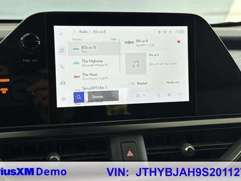 Used 2025 Lexus UX 300h FWD w/ Accessory Package (Z2) image 39