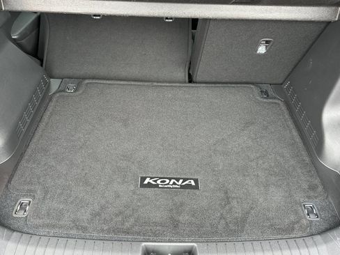 Used 2023 Hyundai Kona SE image 15