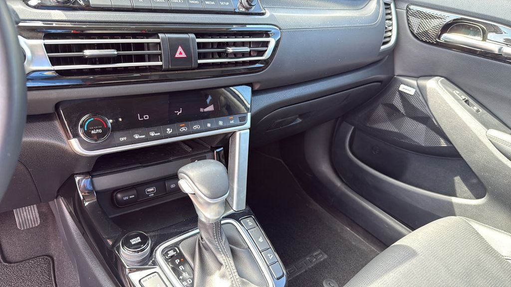 Used 2021 Kia Seltos SX AWD/4WD image 29
