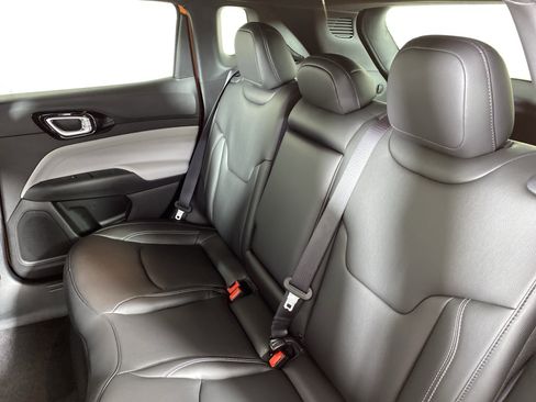 New 2026 Jeep Compass Limited image 29