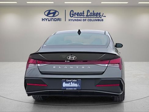 New 2026 Hyundai Elantra Sport FWD image 4