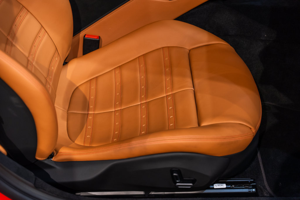 Certified 2021 Ferrari Roma RWD image 46