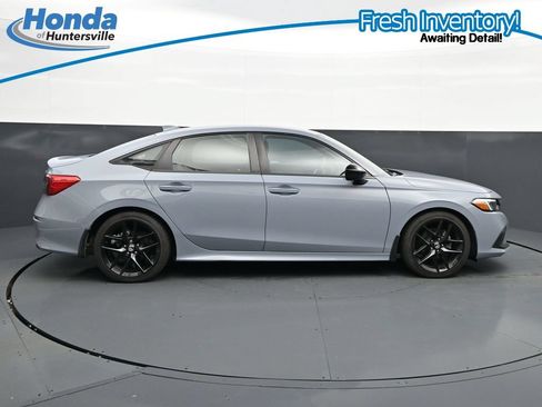 Used 2024 Honda Civic Sport image 11