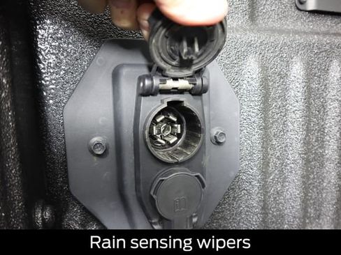 Certified 2025 Ford F450 Platinum w/ FX4 Off-Road Package image 40