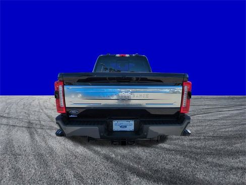 New 2026 Ford F250 King Ranch w/ FX4 Off-Road Package image 5
