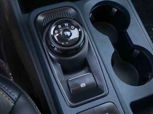 Used 2025 Ford Maverick Lobo AWD/4WD image 37