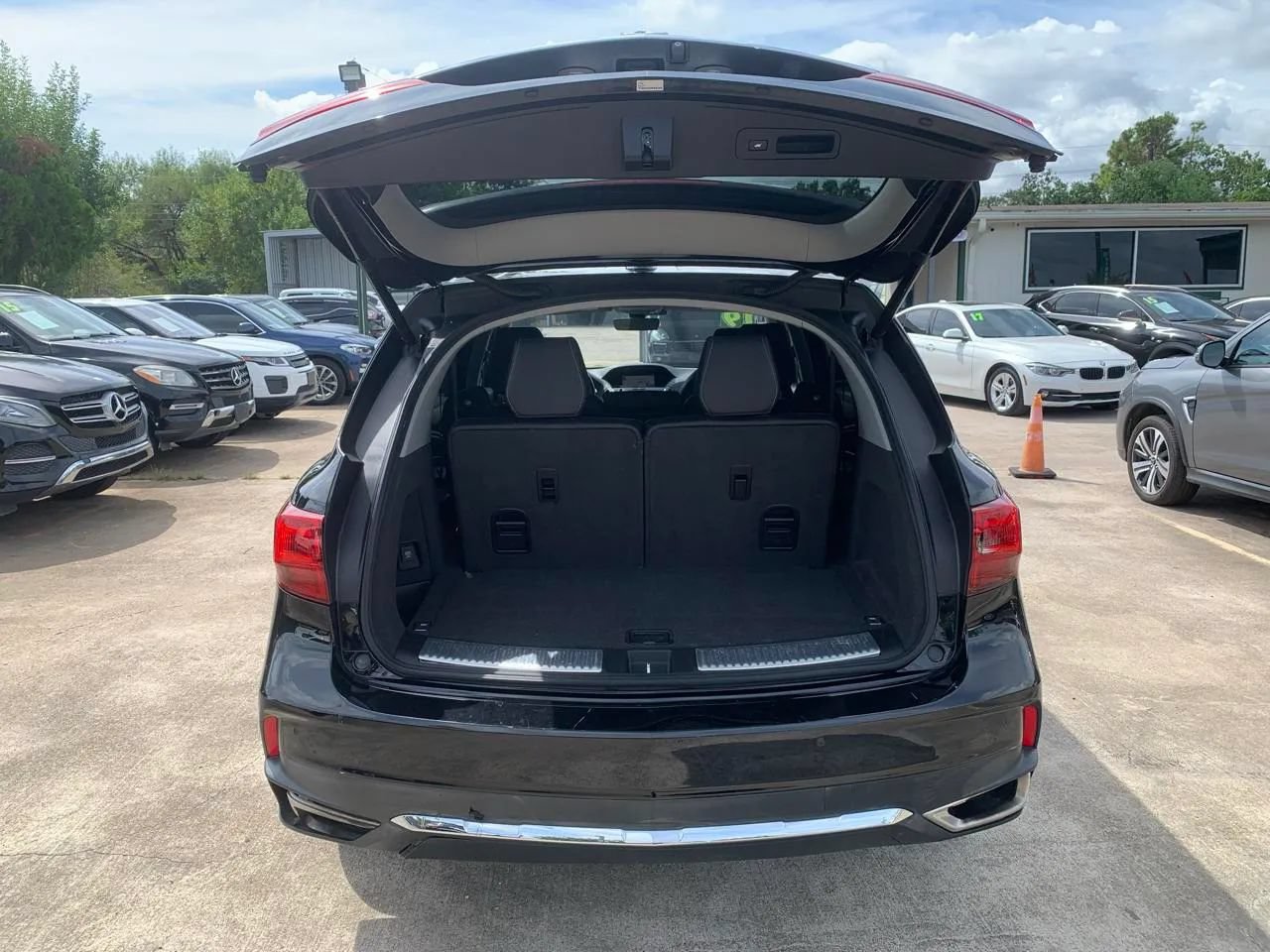 Used 2019 Acura MDX w/ Technology Package FWD image 22