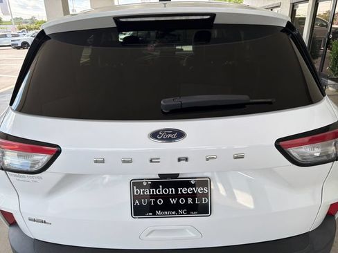 Used 2022 Ford Escape SEL FWD image 28