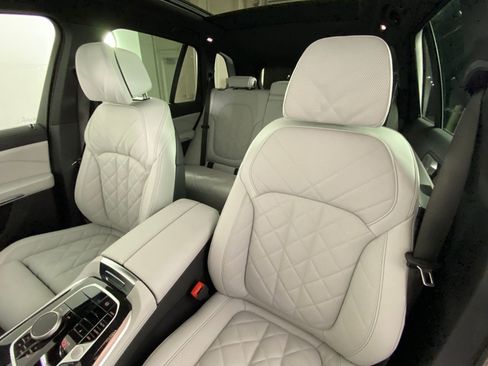 New 2026 BMW X5 sDrive40i w/ M Sport Package image 22