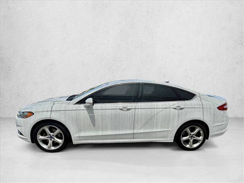 Used 2016 Ford Fusion SE FWD image 6