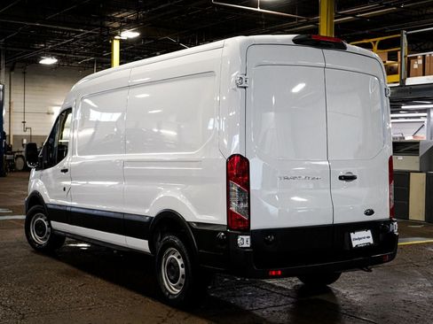 Used 2024 Ford Transit 250 148 Medium Roof w/ Load Area Protection Package RWD image 4