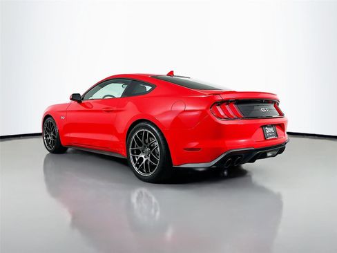Used 2021 Ford Mustang GT RWD image 10
