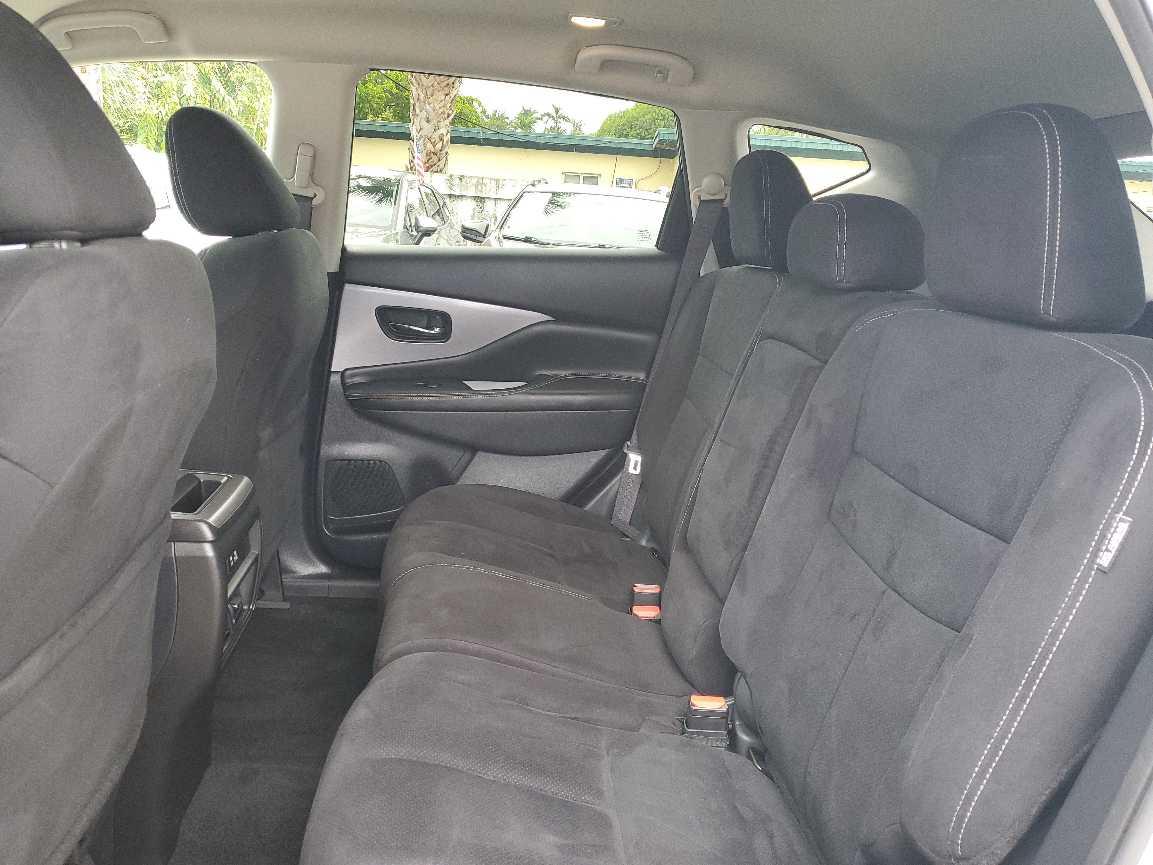 Used 2020 Nissan Murano SV FWD image 12