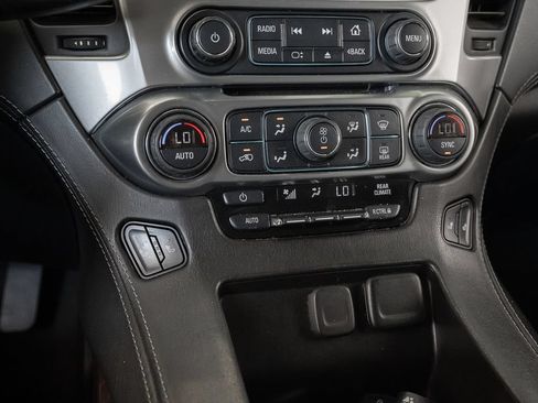 Used 2020 Chevrolet Tahoe LT RWD image 35