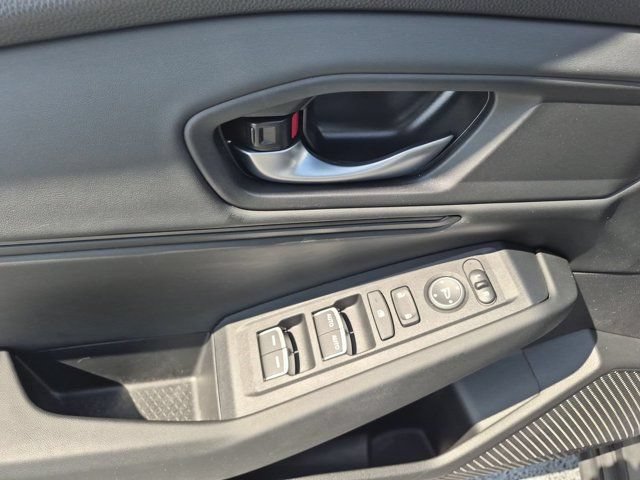 Used 2025 Honda Accord SE image 13