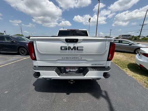Used 2023 GMC Sierra 1500 Denali Ultimate AWD/4WD image 4