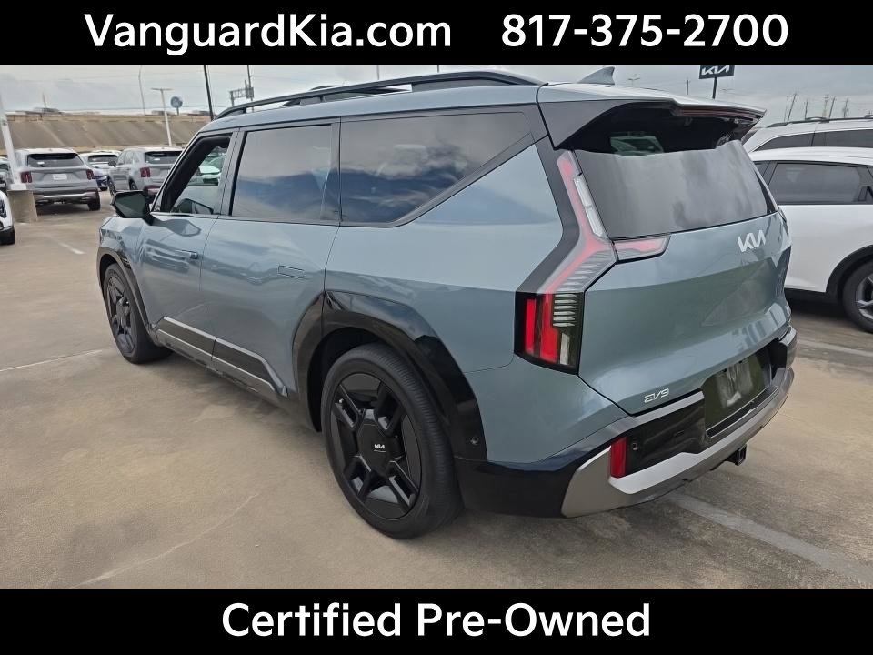 Used 2024 Kia EV9 GT-Line AWD/4WD image 3