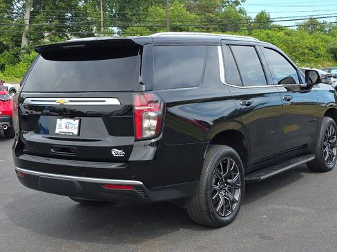 Used 2024 Chevrolet Tahoe High Country AWD/4WD image 3