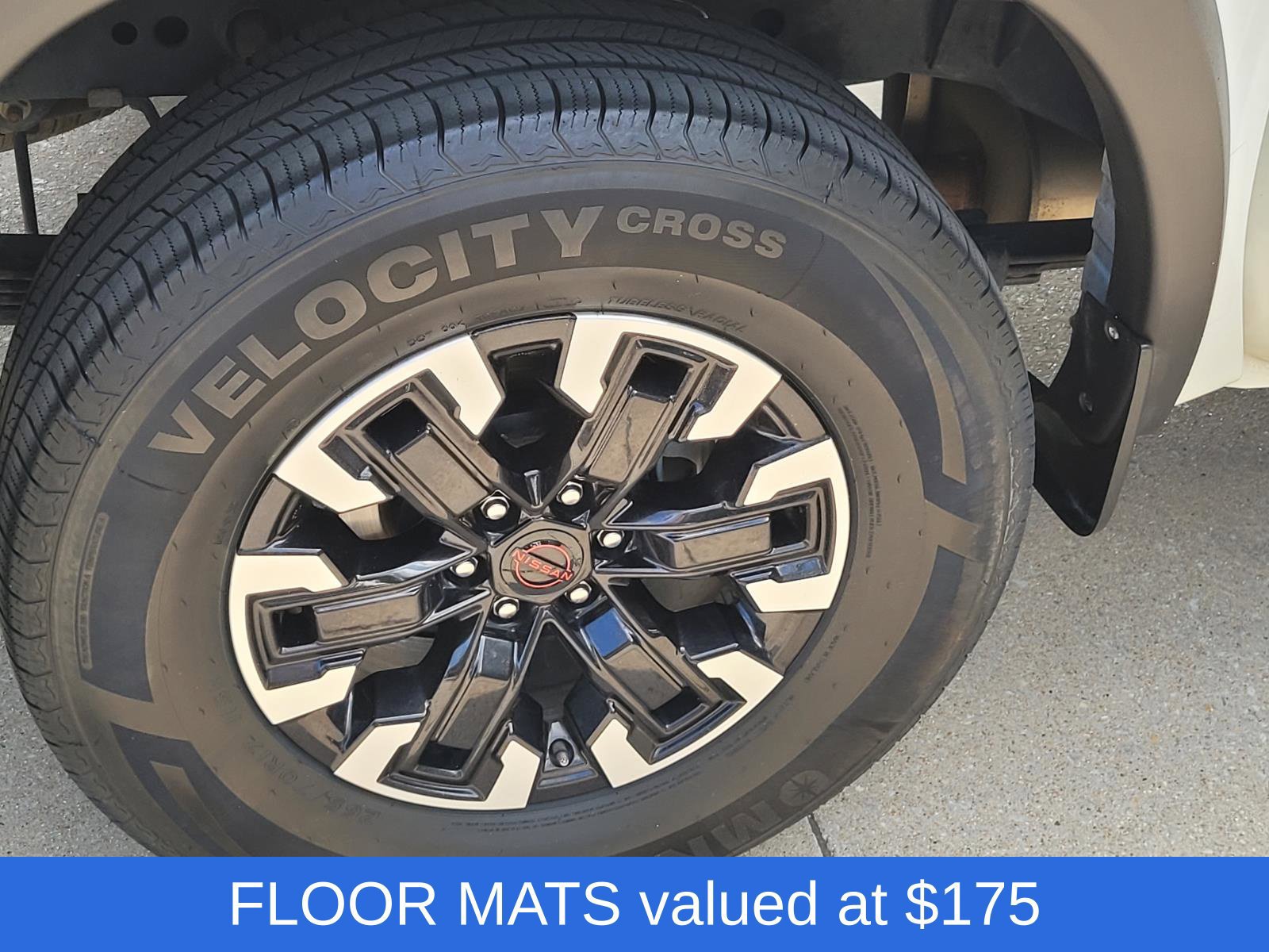 Used 2022 Nissan Frontier Pro-X w/ Technology Package RWD image 6