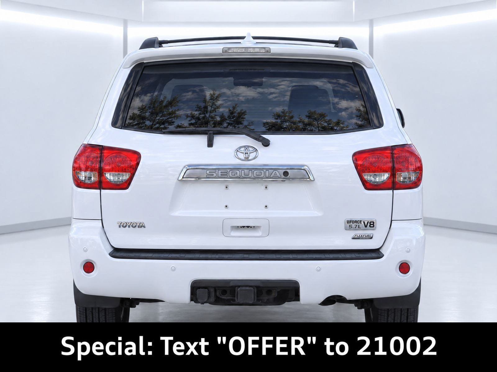 Used 2010 Toyota Sequoia Platinum AWD/4WD image 4