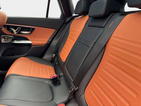 Used 2026 Mercedes-Benz GLC 350e 4MATIC image 13