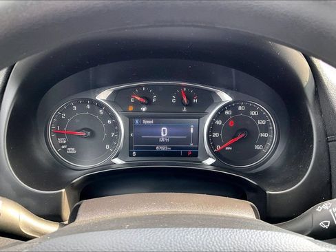 Used 2024 GMC Terrain SLE w/ Elevation Edition FWD image 19