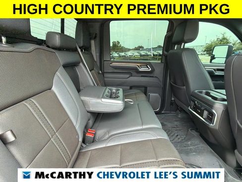 Used 2025 Chevrolet Silverado 2500 High Country w/ High Country Premium Package AWD/4WD image 47