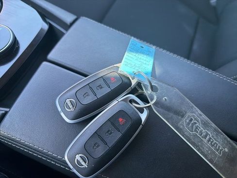 Certified 2025 Nissan Rogue S image 18