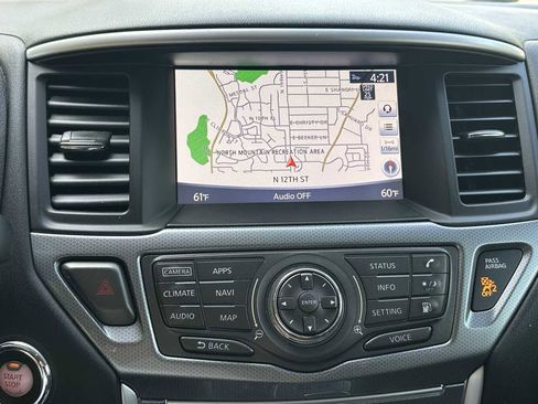 Used 2020 Nissan Pathfinder SL image 36