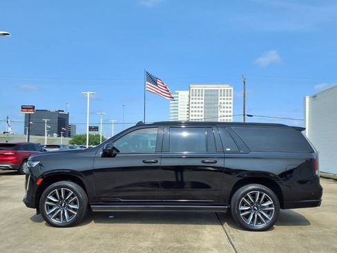 Used 2021 Cadillac Escalade ESV Sport Platinum AWD/4WD image 25