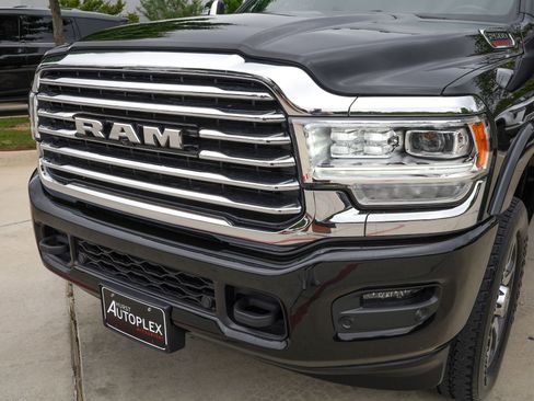 Used 2024 RAM 2500 Limited w/ Safety Group image 32