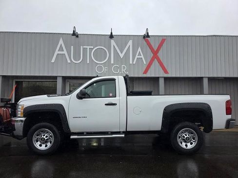 Used 2014 Chevrolet Silverado 2500 W/T w/ Snow Plow Prep Package image 1
