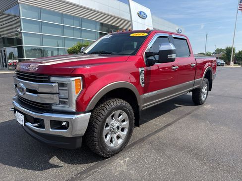 Used 2019 Ford F250 King Ranch w/ King Ranch Ultimate Package AWD/4WD image 2