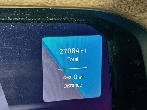 Used 2024 Volkswagen Atlas SE FWD image 19
