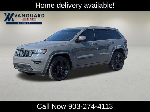 Used 2020 Jeep Grand Cherokee Altitude AWD/4WD image 3