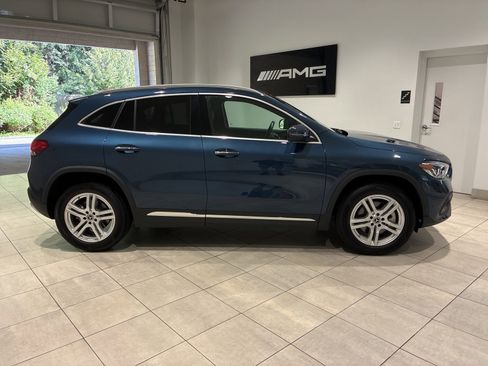 Used 2023 Mercedes-Benz GLA 250 4MATIC image 3