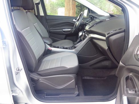 Used 2013 Ford Escape SE image 16