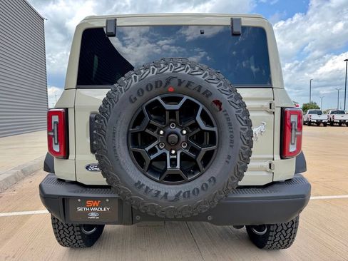 New 2026 Ford Bronco Badlands AWD/4WD image 5