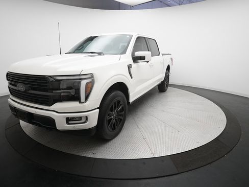 Used 2024 Ford F150 Platinum w/ FX4 Off-Road Package image 31