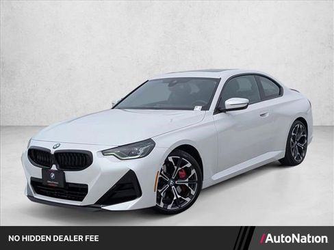 Used 2025 BMW 230i Coupe w/ M Sport Package RWD image 1