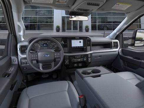 New 2026 Ford F250 XL AWD/4WD image 9