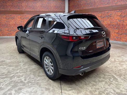 Used 2023 MAZDA CX-5 AWD 2.5 S w/ Select Package image 2