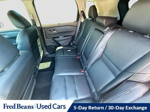 Used 2021 Nissan Rogue SL w/ Premium Package AWD/4WD image 32