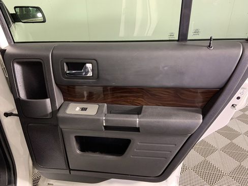 Used 2012 Ford Flex SEL w/ Equipment Group Order Code image 26