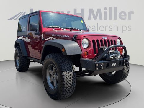 Used 2013 Jeep Wrangler Rubicon w/ Dual Top Group AWD/4WD image 7
