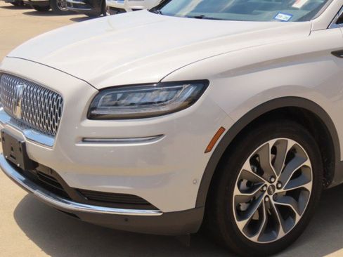 Used 2023 Lincoln Nautilus Reserve w/ Equipment Group 201A AWD/4WD image 3