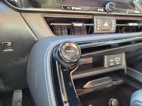 Certified 2025 Lexus NX 350h 350h Premium w/ Cold Area Package image 17