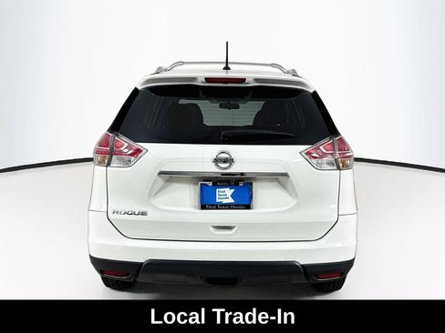 Used 2016 Nissan Rogue S w/ Appearance Package FWD image 7