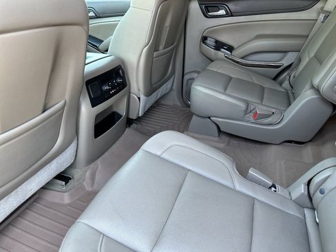 Used 2016 GMC Yukon SLT w/ Open Road Package AWD/4WD image 11