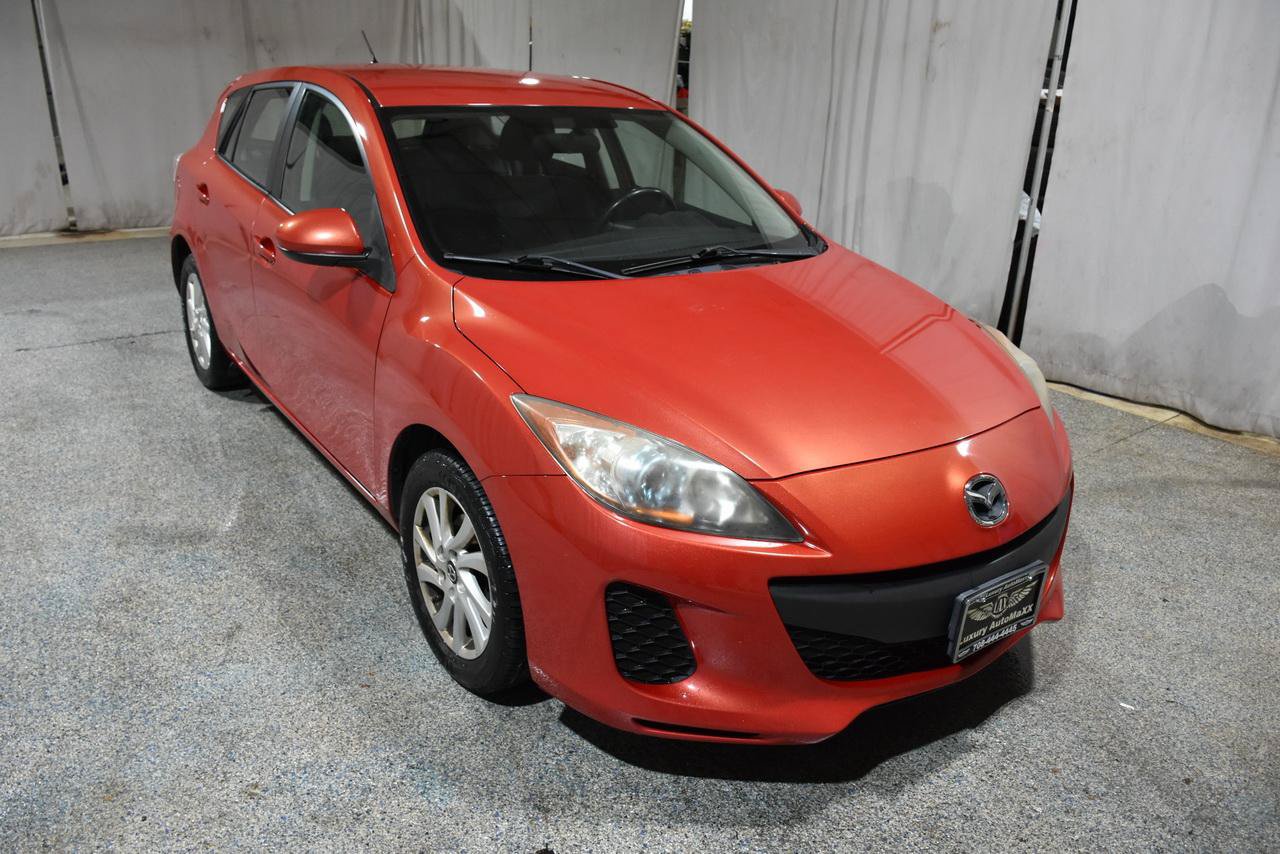 Used 2013 MAZDA MAZDA3 i Touring FWD image 3
